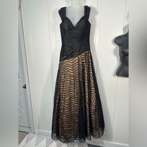 Jovani Black Sleeveless Beaded  Formal Dress Size 8 EUC